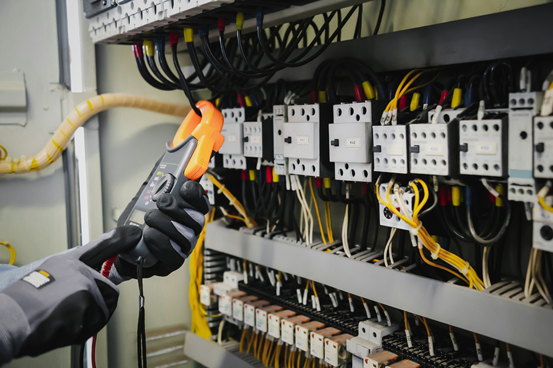 DGUV Vorschrift 3-Check bei Kemnitz Elektrotechnik (Einzelunternehmen) in Bitterfeld-Wolfen